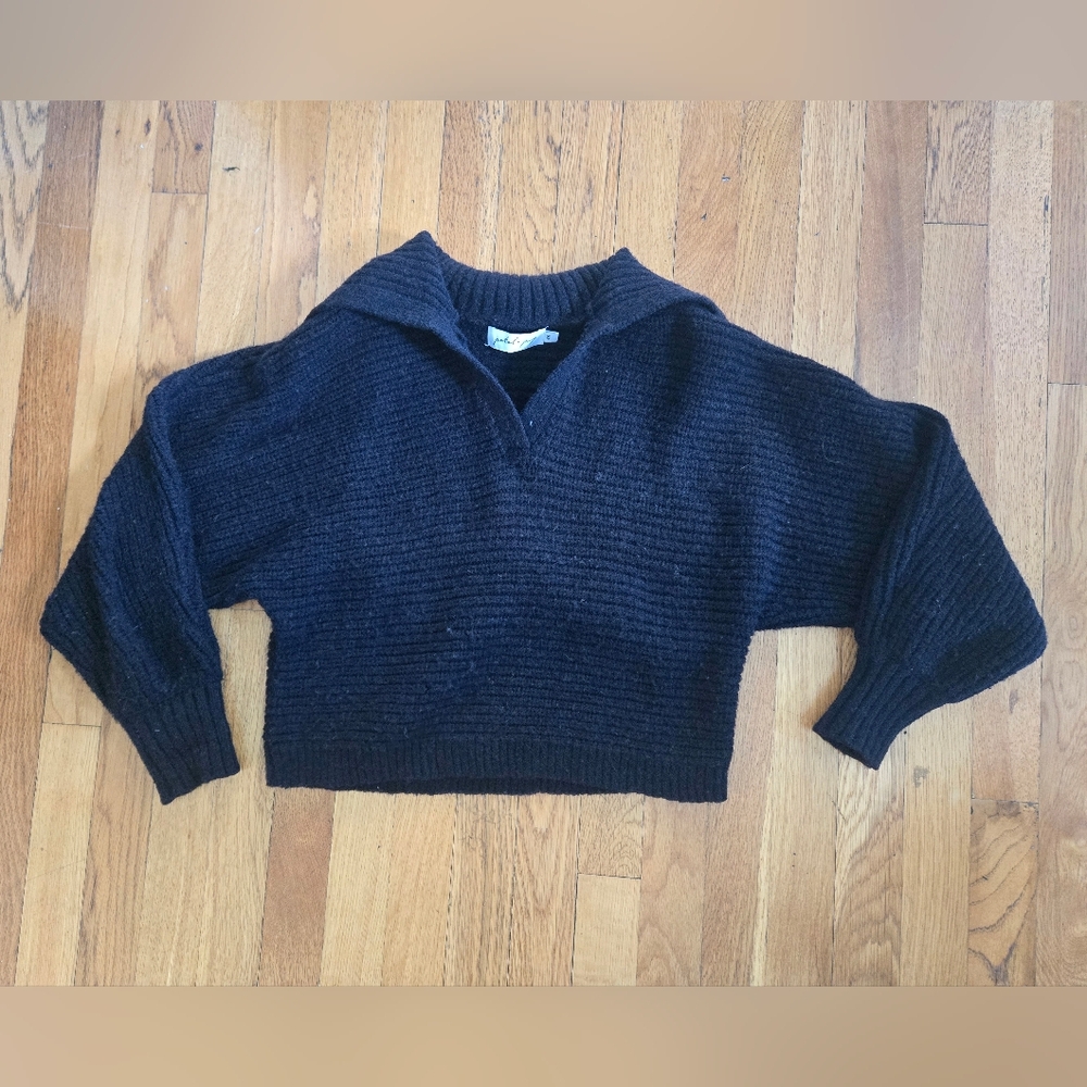 Petal & Pup Black V-Neck Collared Sweater with Relaxed Fit Cropped Small